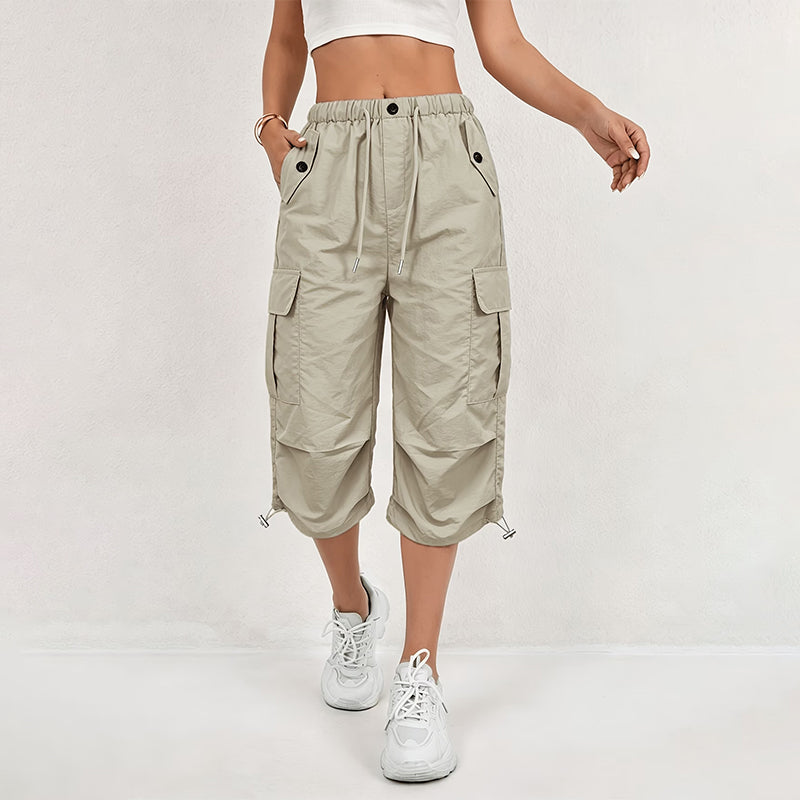 Women's Lightweight Quick Dry Cargo Capri Pants