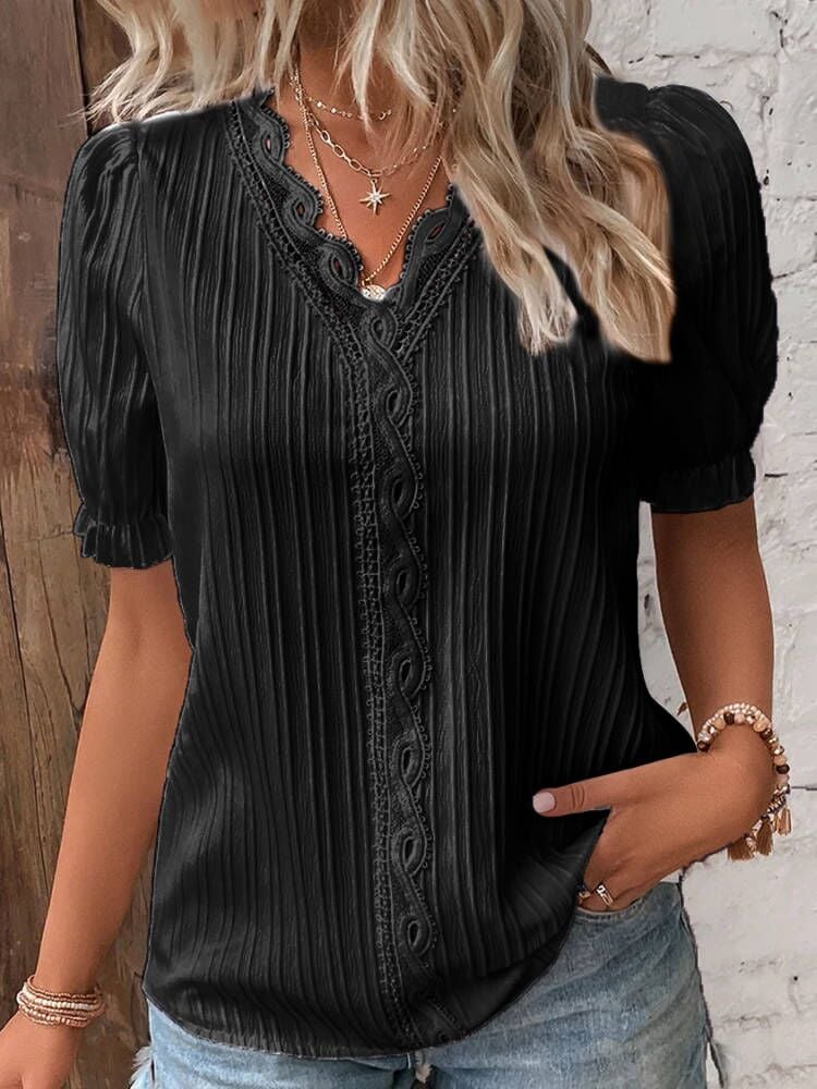 (🎁2024 New Year Hot Sale🎁)Limited Stock🔥V Neck Plain Lace Elegant Shirt（buy 2 get 25%off💫）